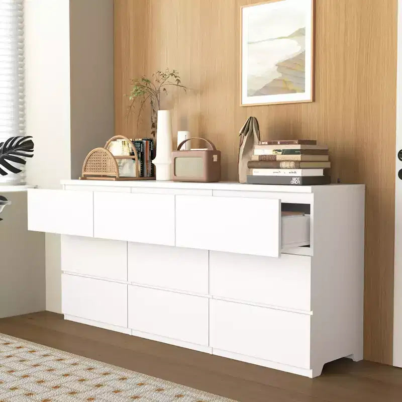 Cassettiera a 9 cassetti con apertura a pressione, finitura bianco opaco