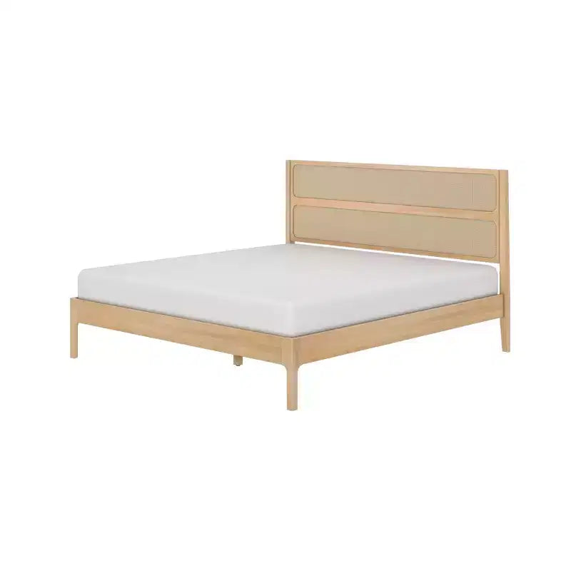 Struttura letto king in rattan con testiera