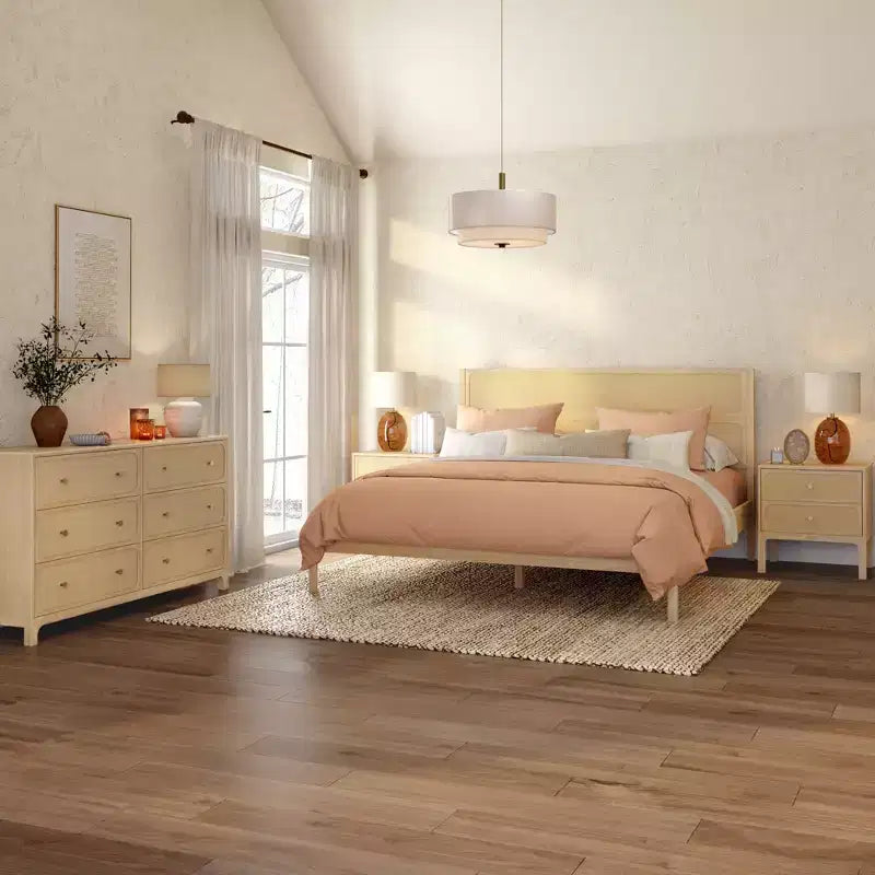 Struttura letto king in rattan con testiera