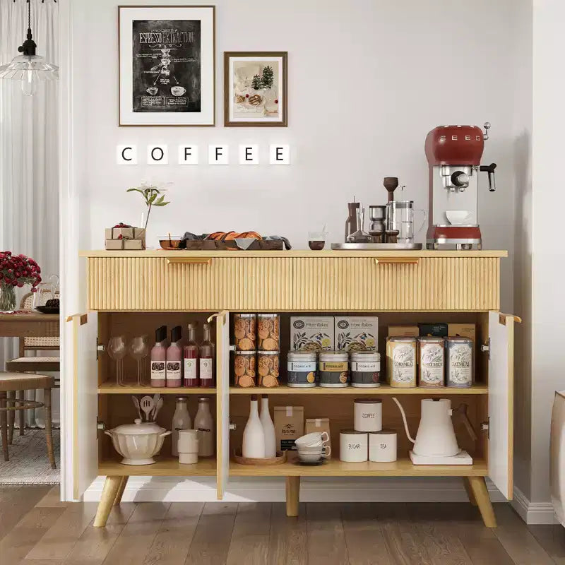 Madia/Credenza con due cassetti e tre ante, design a onde scanalate