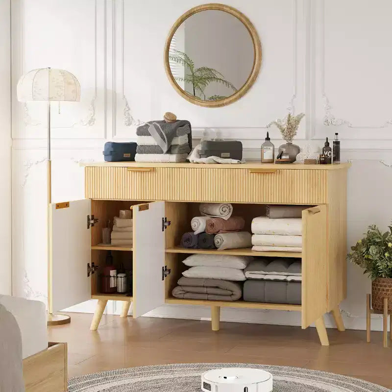 Madia/Credenza con due cassetti e tre ante, design a onde scanalate